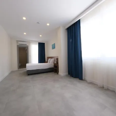 Premier Hotel