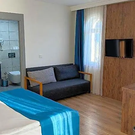 Hotel Premier 3*