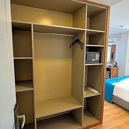 Hotel Premier 3*