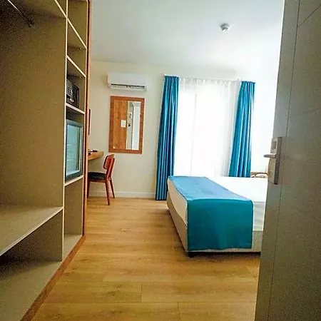 Premier Hotel