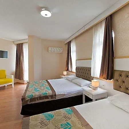 Hotel Premier 3*