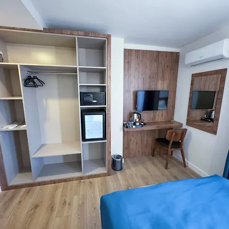 Hotel Premier 3*